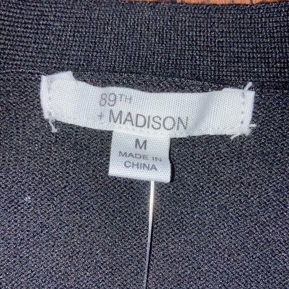 NWT 89th & Madison Size Medium Black Cardigan Sweater - Picture 2 of 4